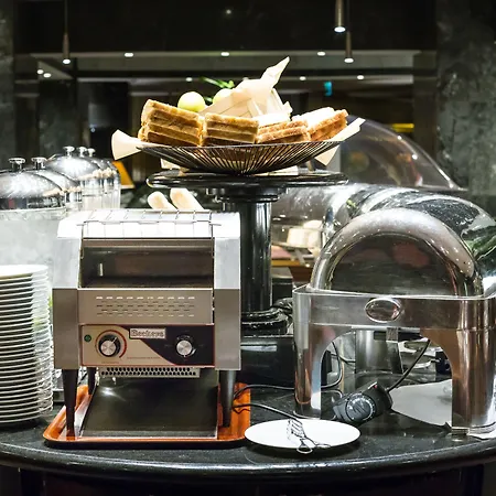 Radisson Blu Hotel 4*