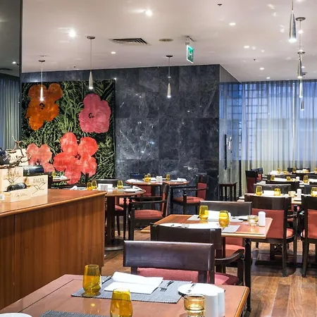 Radisson Blu Hotel 4*